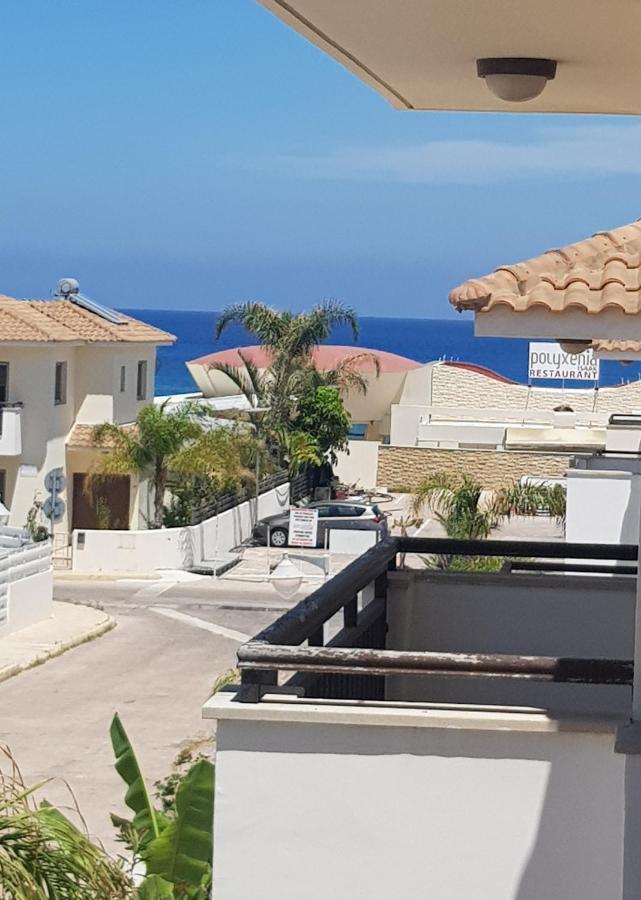 Pernera 33 Beach House Protaras Exteriör bild